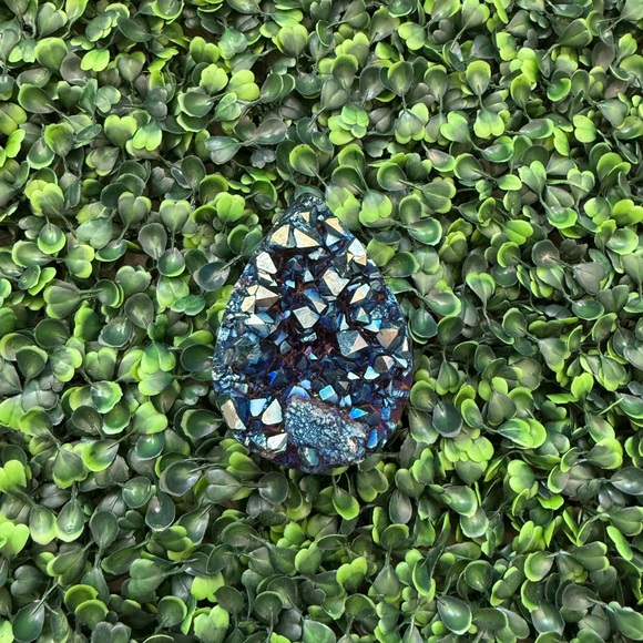 Titanium Quartz - Picture 4 of 5